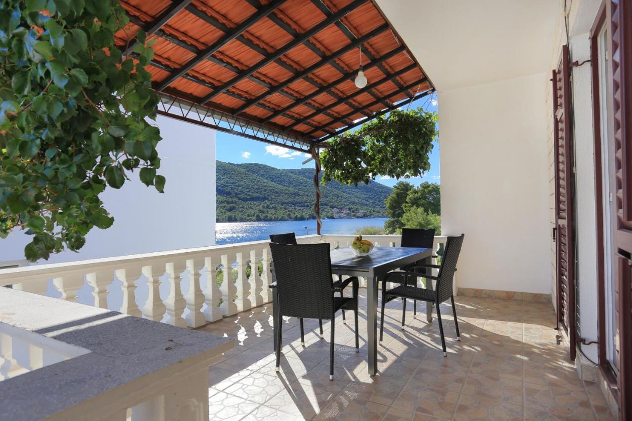 Apartments By The Sea Grebastica, Sibenik - 471 Exterior photo