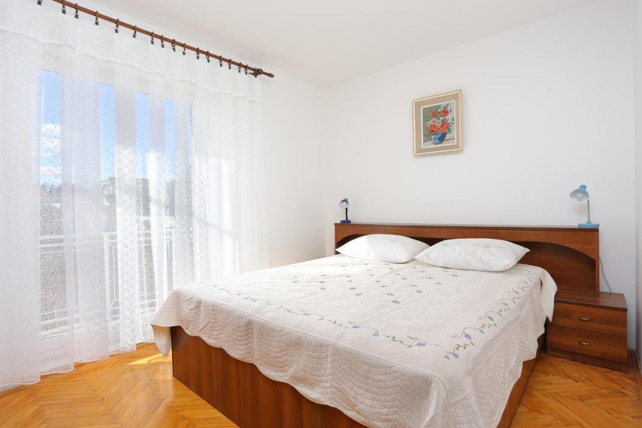Apartments By The Sea Grebastica, Sibenik - 471 Exterior photo