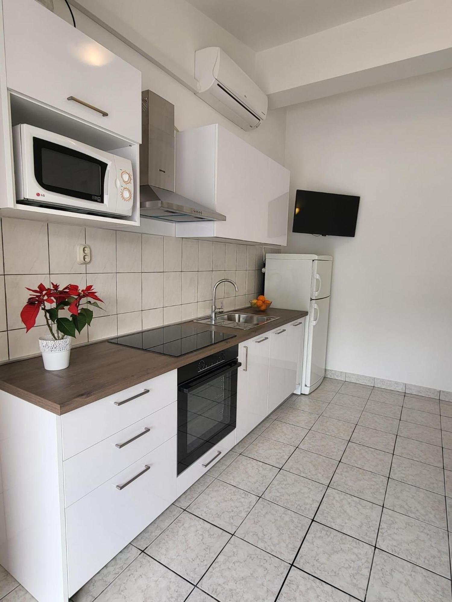 Apartments By The Sea Grebastica, Sibenik - 471 Room photo